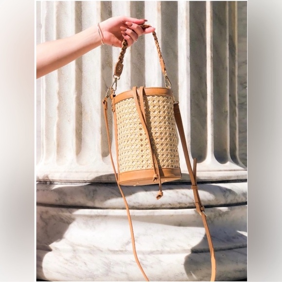 Tommy Bahama Handbags - Tommy Bahama Straw Circular Bucket Drawstring Bag